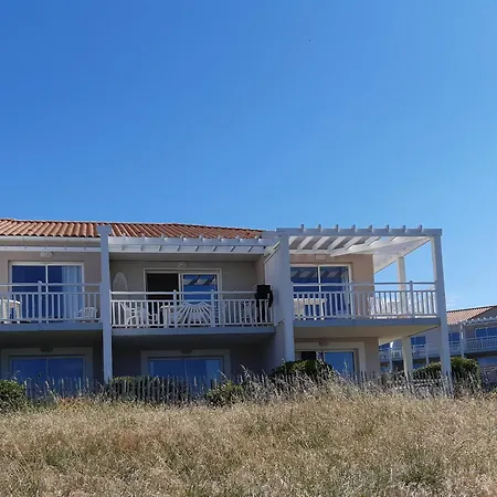 2 Avec Piscines Chauffees Et Parking Aux Sables-d'olonne - Fr-1-197-615 *