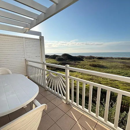 2 Avec Piscines Chauffees Et Parking Aux Sables-d'olonne - Fr-1-197-615 *