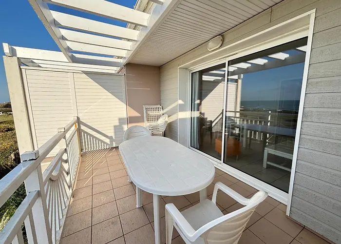 Apartamento 2 Avec Piscines Chauffees Et Parking Aux Sables-d'olonne - Fr-1-197-615 *